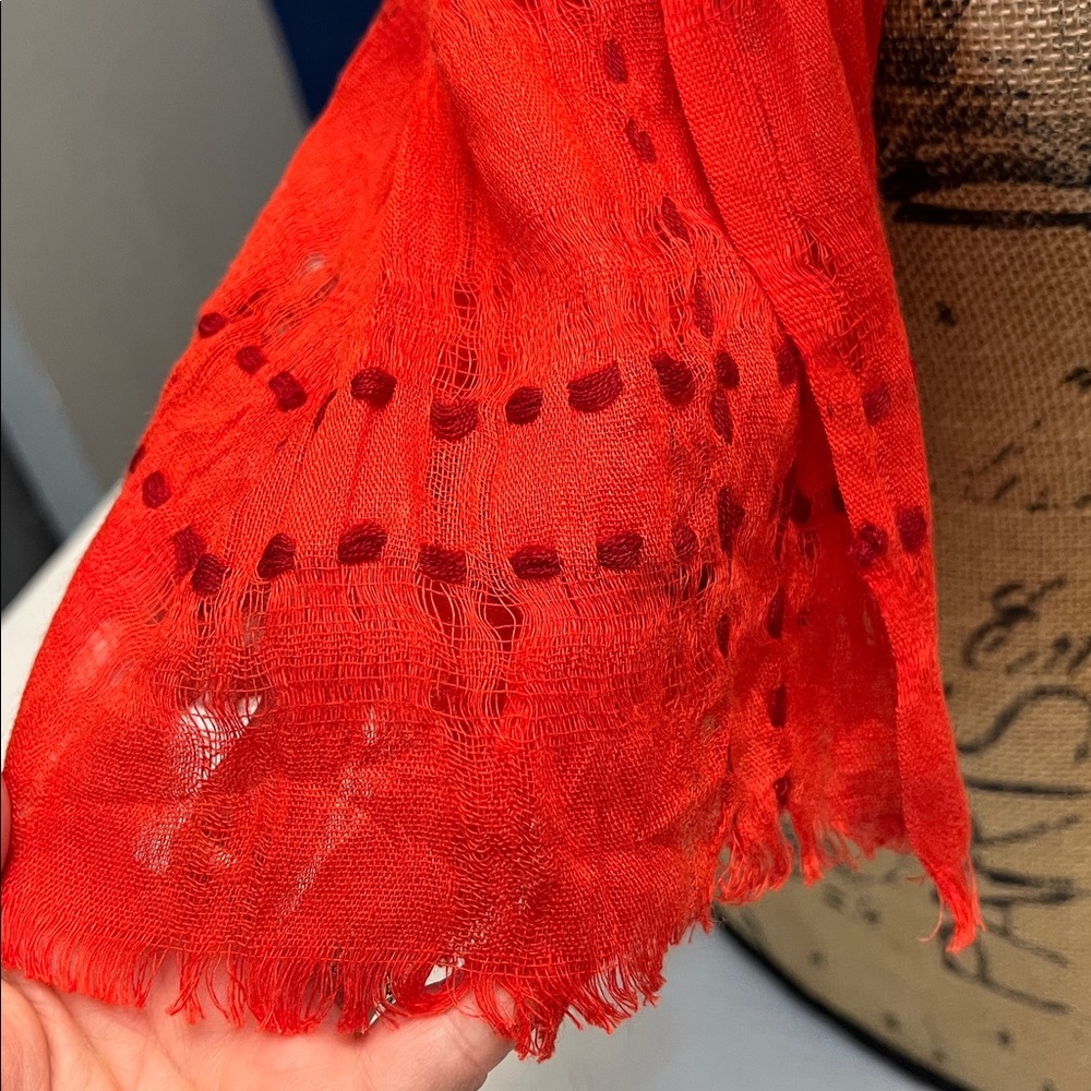 EILEEN FISHER RED CASUAL SHEER LARGE LINEN/CASHMERE/MERINO WOOL SCARF - Picture 3 of 6